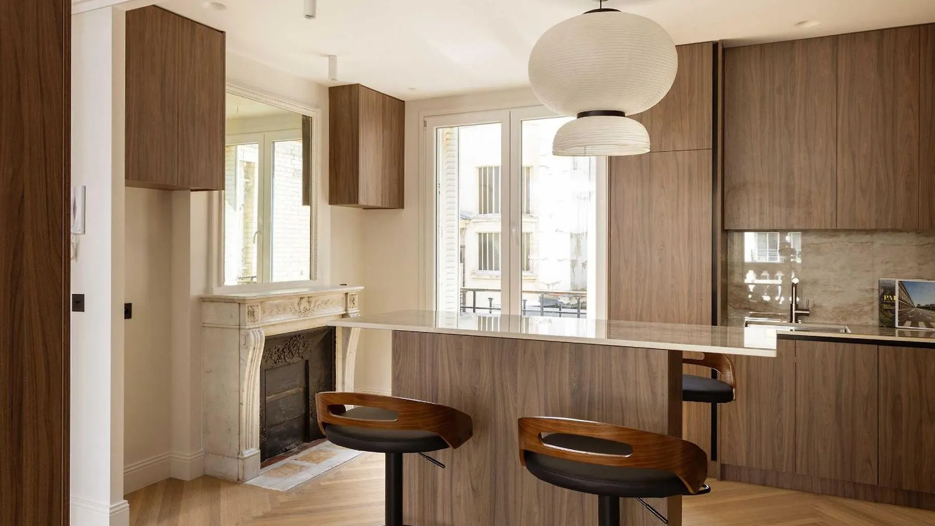 Luxury Apt - Eiffel Tower View - 3Bd-8P - Grenelle Paris Apartment